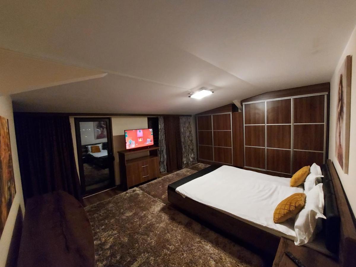 Jolie Suites Брэила Экстерьер фото