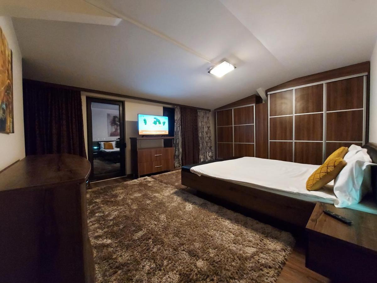 Jolie Suites Брэила Экстерьер фото