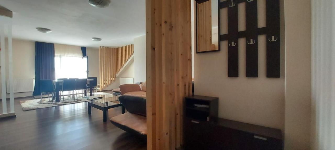Jolie Suites Брэила Экстерьер фото